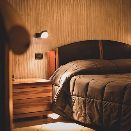 Hotel Camino Vecchio Fossato di Vico Екстериор снимка