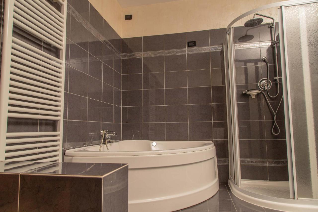 Hotel Camino Vecchio Fossato di Vico Екстериор снимка