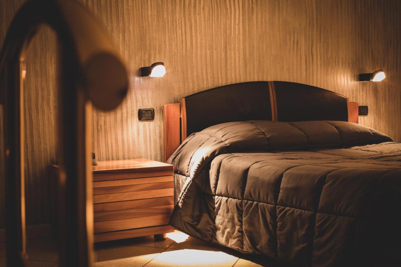 Hotel Camino Vecchio Fossato di Vico Екстериор снимка