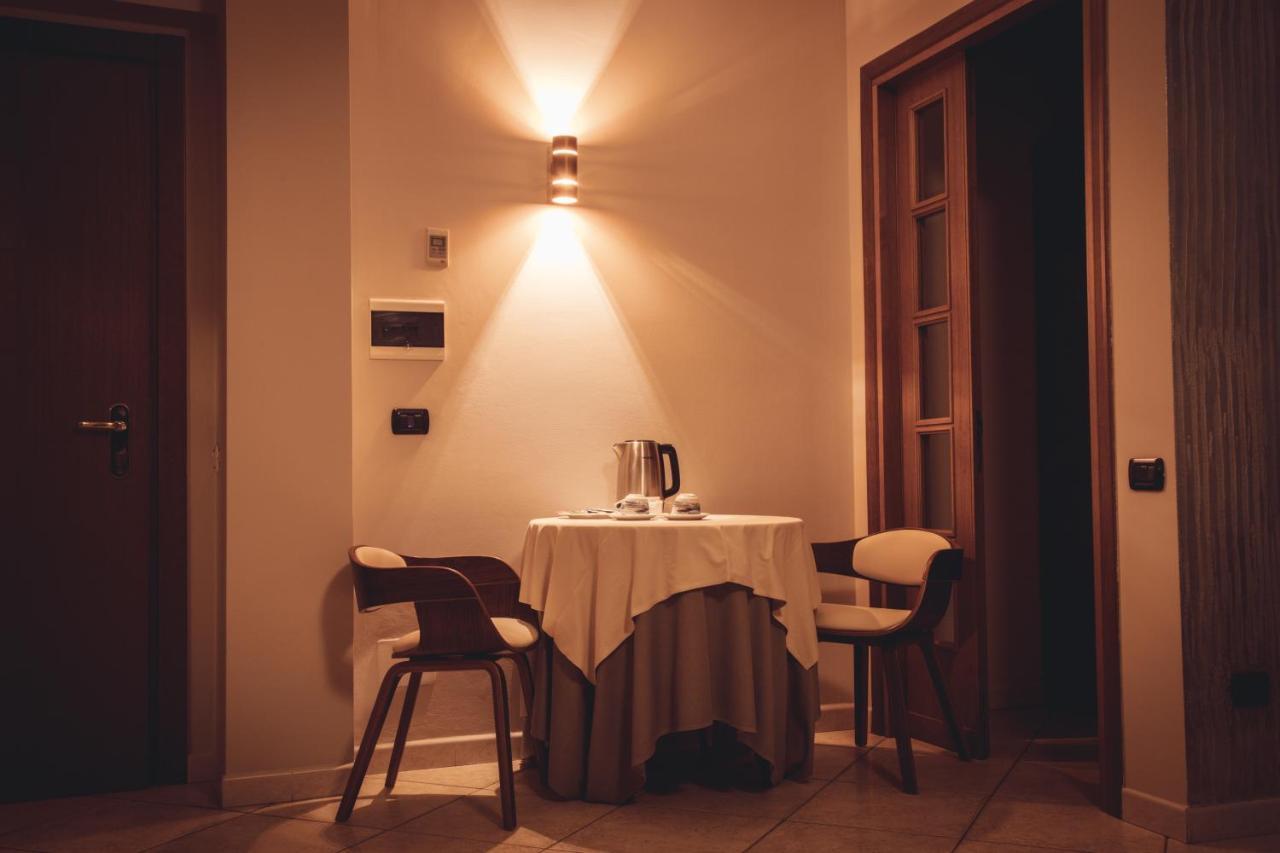 Hotel Camino Vecchio Fossato di Vico Екстериор снимка