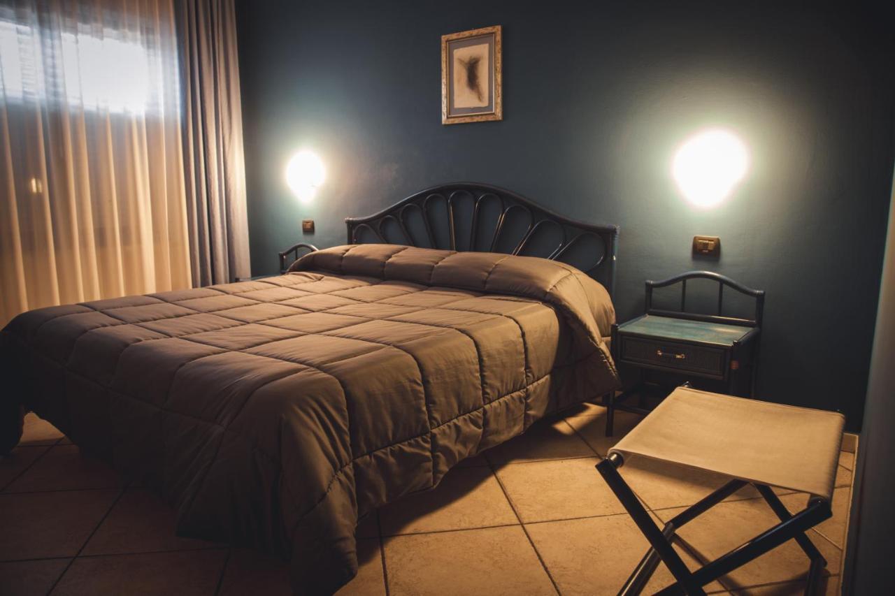 Hotel Camino Vecchio Fossato di Vico Екстериор снимка