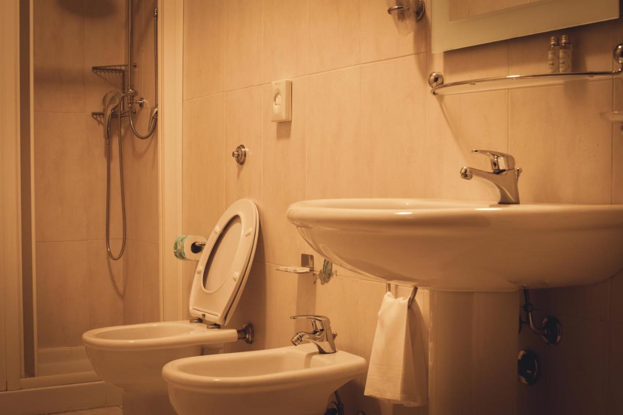 Hotel Camino Vecchio Fossato di Vico Екстериор снимка